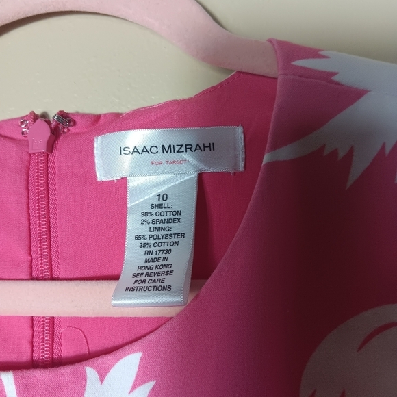 Isaac Mizrahi pink and white floral sleeveless dress. Back zipper. Size 10 - Picture 3 of 3